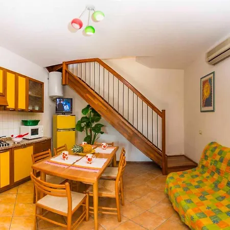 Holiday Homes In 24587 * Bibione