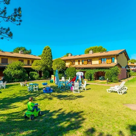 Holiday Homes In 24587 * Bibione